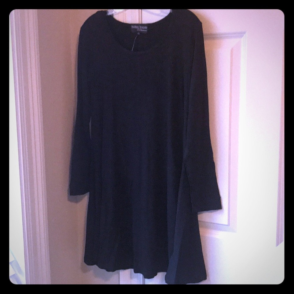 Long sleeve black swing dress